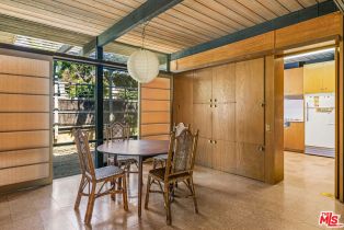 Single Family Residence, 671 San Lorenzo st, Santa Monica, CA 90402 - 11