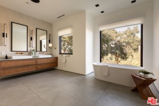 Single Family Residence, 13331 Mulholland dr, Beverly Hills, CA 90210 - 36