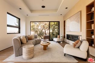 Single Family Residence, 13331 Mulholland dr, Beverly Hills, CA 90210 - 33