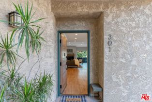 Condominium, 15245 La Maida st, Sherman Oaks, CA 91403 - 3