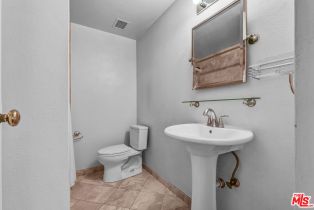 , 1131 Alta Loma rd, West Hollywood , CA 90069 - 23