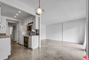 , 1131 Alta Loma rd, West Hollywood , CA 90069 - 18