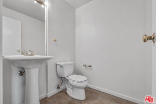 , 1131 Alta Loma rd, West Hollywood , CA 90069 - 25