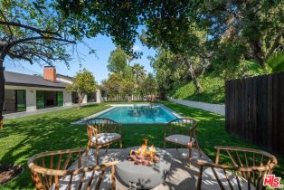 Single Family Residence, 23520 Mariano st, Woodland Hills, CA 91367 - 23