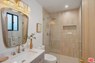 Single Family Residence, 23520 Mariano st, Woodland Hills, CA 91367 - 15