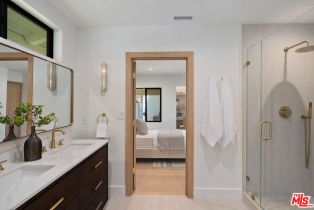 Single Family Residence, 23520 Mariano st, Woodland Hills, CA 91367 - 18