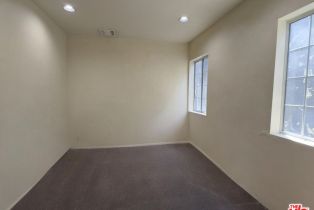 Residential Income, 11420 VENTURA blvd, Studio City, CA 91604 - 11