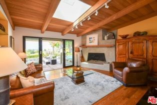Single Family Residence, 3540 WILLOWCREST ave, Studio City, CA 91604 - 10