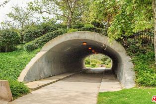 Single Family Residence, 19 Rippling strm, Irvine, CA 92603 - 19