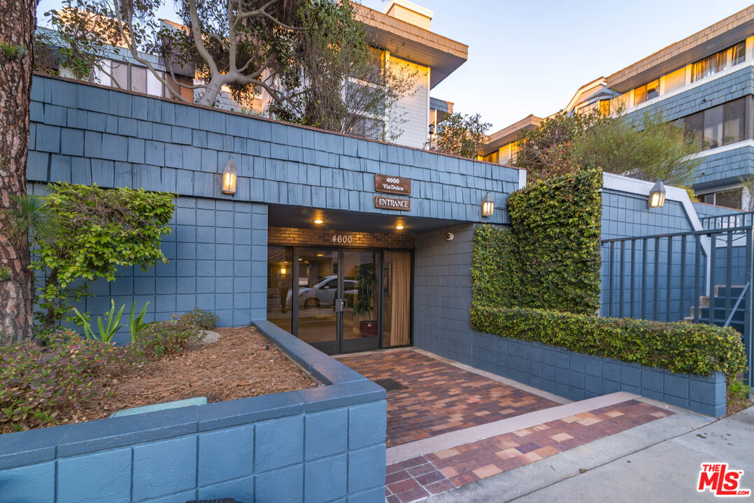 Condominium, 4600 Via Dolce, Marina Del Rey, CA 90292 - 1