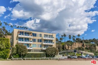 , 723 Palisades Beach rd, Santa Monica, CA 90402 - 2
