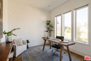 Single Family Residence, 5328 Allott ave, Sherman Oaks, CA 91401 - 27