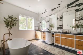 Single Family Residence, 5328 Allott ave, Sherman Oaks, CA 91401 - 19