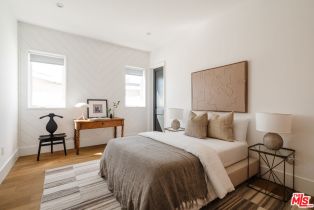 Single Family Residence, 5328 Allott ave, Sherman Oaks, CA 91401 - 23