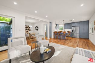 Single Family Residence, 2212 Navy st, Santa Monica, CA 90405 - 4