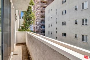 Condominium, 10531 Ashton ave, Westwood, CA 90024 - 24