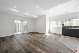 Condominium, 1541 Franklin st, Santa Monica, CA 90404 - 4