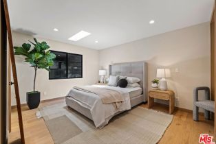 Single Family Residence, 14537 Hesby st, Sherman Oaks, CA 91403 - 18