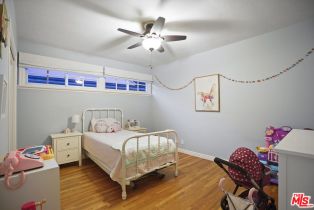 Single Family Residence, 4546 Allott ave, Sherman Oaks, CA 91423 - 20