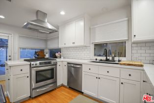 Single Family Residence, 4546 Allott ave, Sherman Oaks, CA 91423 - 7