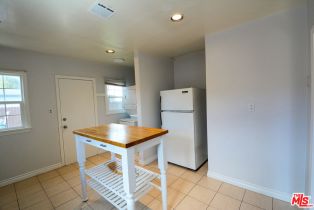 , 179 Spazier ave, Burbank, CA 91502 - 9