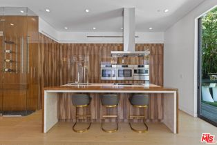 Single Family Residence, 15241 Greenleaf st, Sherman Oaks, CA 91403 - 4