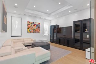 Single Family Residence, 15241 Greenleaf st, Sherman Oaks, CA 91403 - 13