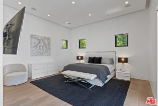 Single Family Residence, 15241 Greenleaf st, Sherman Oaks, CA 91403 - 29