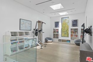 Single Family Residence, 15241 Greenleaf st, Sherman Oaks, CA 91403 - 41