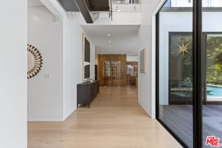 Single Family Residence, 15241 Greenleaf st, Sherman Oaks, CA 91403 - 14