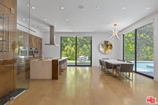 Single Family Residence, 15241 Greenleaf st, Sherman Oaks, CA 91403 - 10