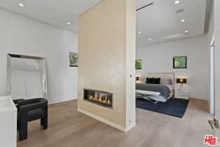 Single Family Residence, 15241 Greenleaf st, Sherman Oaks, CA 91403 - 28