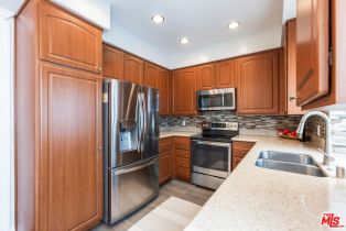 Condominium, 310 Tahiti way, Marina Del Rey, CA 90292 - 13