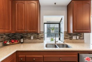 Condominium, 310 Tahiti way, Marina Del Rey, CA 90292 - 16