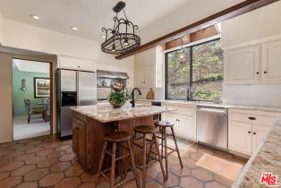 Single Family Residence, 16597 Via Floresta, Pacific Palisades, CA 90272 - 18