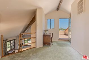 Single Family Residence, 16597 Via Floresta, Pacific Palisades, CA 90272 - 37