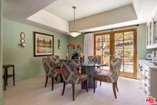 Single Family Residence, 16597 Via Floresta, Pacific Palisades, CA 90272 - 15