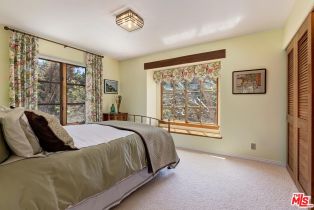 Single Family Residence, 16597 Via Floresta, Pacific Palisades, CA 90272 - 40