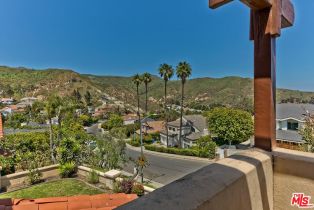 Single Family Residence, 16597 Via Floresta, Pacific Palisades, CA 90272 - 32