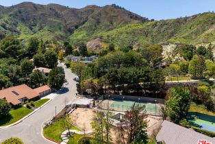 , 17706 Camino De Yatasto, Pacific Palisades, CA 90272 - 2