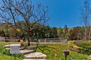 , 17706 Camino De Yatasto, Pacific Palisades, CA 90272 - 10