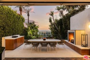 , 966 Palisades Beach rd, Santa Monica, CA 90403 - 7