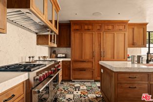 , 966 Palisades Beach rd, Santa Monica, CA 90403 - 18