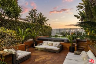 , 966 Palisades Beach rd, Santa Monica, CA 90403 - 4