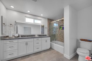 Single Family Residence, 6065 Maury ave, Woodland Hills, CA 91367 - 25