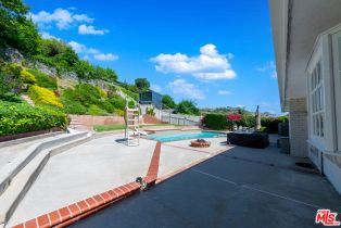 Single Family Residence, 6065 Maury ave, Woodland Hills, CA 91367 - 35