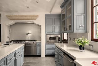 Single Family Residence, 1665 Summitridge dr, Beverly Hills, CA 90210 - 9