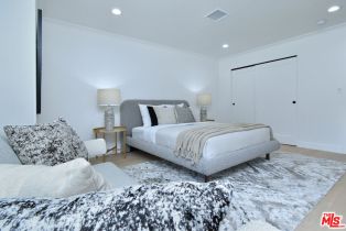 , 19061 Wells dr, Tarzana, CA 91356 - 43