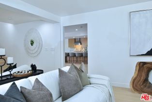 , 19061 Wells dr, Tarzana, CA 91356 - 21