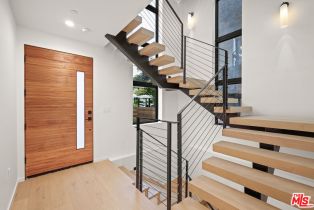 Single Family Residence, 2530 Beverley ave, Santa Monica, CA 90405 - 22